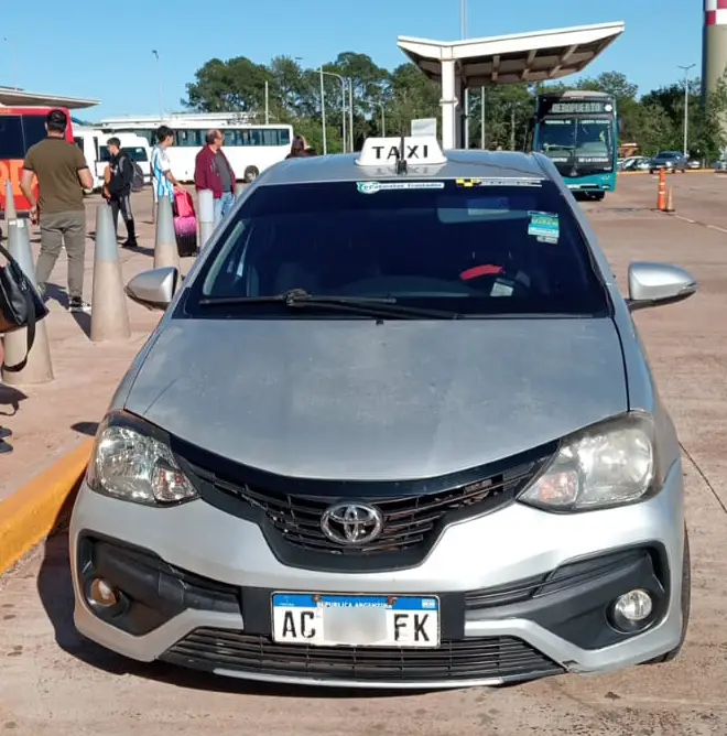 Taxi Iguazu 13b